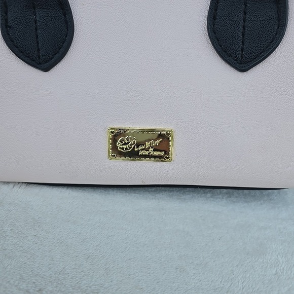Betsey Johnson Pink & Black Cat Motif Crossbody Bag - Picture 10 of 16